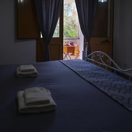 Lupino House *