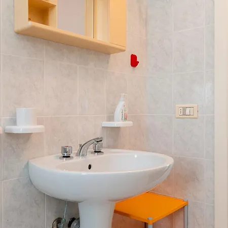 Apartment Lupino House
