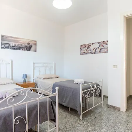 Lupino House Castro (Lecce)